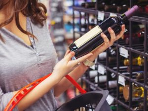 Offrir du vin : millésime anniversaire, ou petite pépite ?